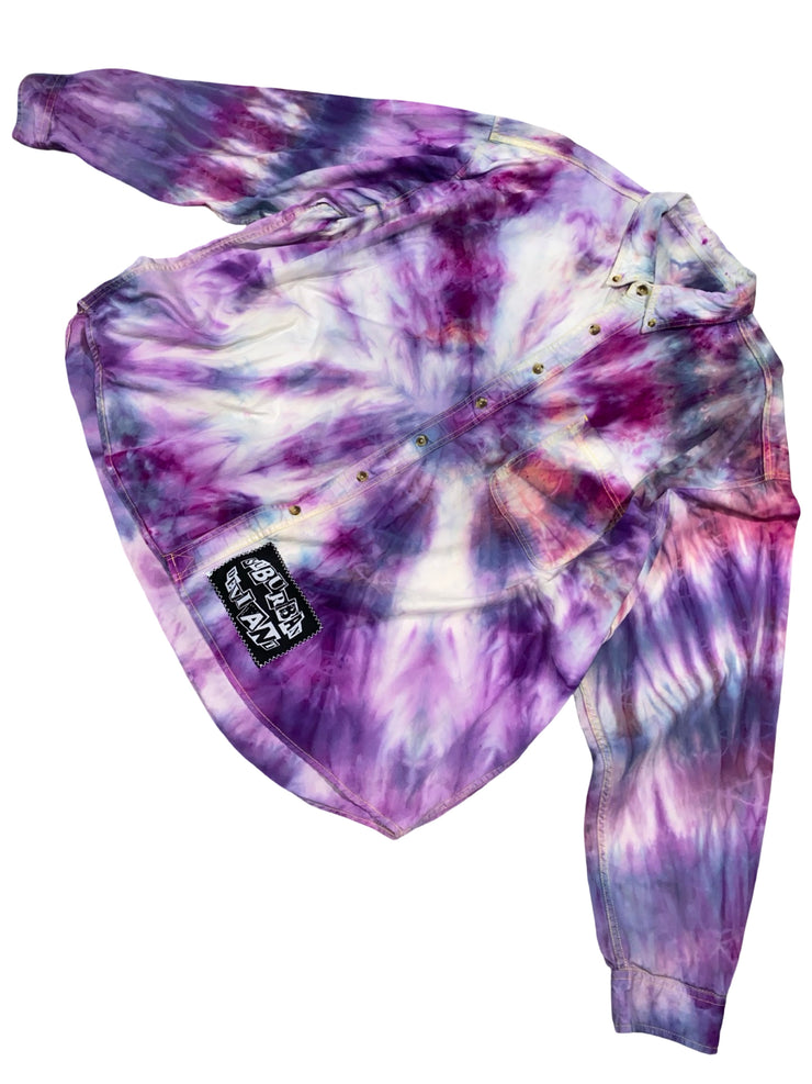 EYES OF LOVE BUTTON DOWN